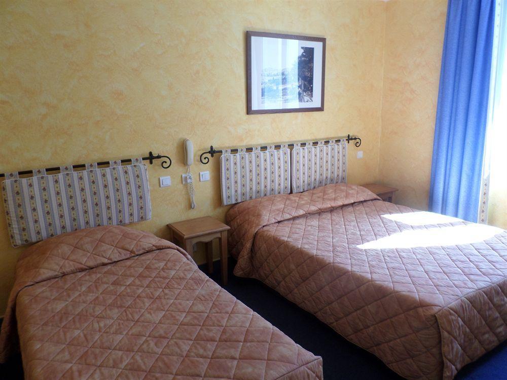 Brit Hotel Acacias Arles Eksteriør billede